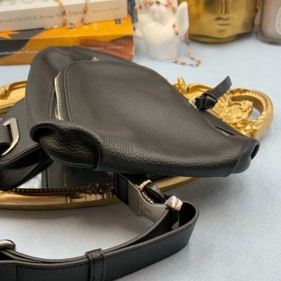 🆕 VIVIENNE WESTWOOD 🧿 NWOT Black Sling Bag, Orb Plaque Logo - AUTHENTICATED - Picture 15 of 16